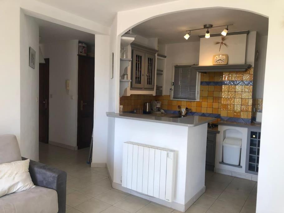 Appartement 60M2 - 2 Chambres A Une Minute Des Plages, Parking Prive Sausset-les-Pins Exteriér fotografie